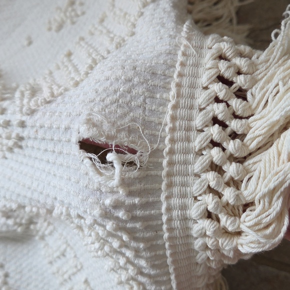 Vintage Bates George Washinton's Choice Chenille Bedspread Flaws - Picture 3 of 17